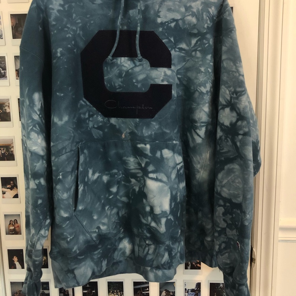 Tie-dye oversized champion hoodie